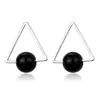 Pendientes Geométricos Estilo Coreano con Perlas y Formas Triangulares, Similares a los que Usa Chen Jiao, Encarnan la Esencia de la Tranquilidad y la Alegría
