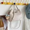 Exquisito Bolso Cubo con Remaches Texturizados para Mujer, Nuevo Modelo 2026, Diseño de Nicho de Alta Gama, Bolso de Mano Único, Bolso Cruzado para Viajes Diarios