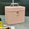 Bolsa de Cosméticos Portátil Estilo Coreano 2025 Grande Capacidade Bolsa de Ombro em PU Estojo de Cosméticos Caixa de Armazenamento de Cosméticos Caixa de Presente Souvenir