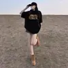 Camiseta Negra de Hombros Caídos y Manga Corta para Mujer, Nuevo Diseño Coreano Verano 2026, Corte Holgado de Algodón Puro, Top Dulce y Picante Chic