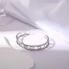 Pulsera de Moda Europea y Americana de Metal Acero de Titanio para Mujer con Diseño Geométrico Diamante Hebilla de Resorte Pulsera Calada Serie de Empalme Multicapa