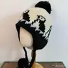 Gorro de Punto con Protección para Orejas, Estilo Coreano, Lindo Pingüino Pequeño, Jacquard, Bola de Pelo, Correa, para Mujer, Otoño e Invierno, Engrosado, Cálido, Versátil, Gorro de Lana