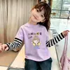 Camiseta Listrada Patchwork de Algodão Puro para Meninas Manga Longa Primavera e Outono Crianças Tamanho Médio e Grande Top Estiloso de Desenho Animado Camiseta Pulôver Camada Base para Meninas
