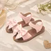 Sandalias Brillantes con Moño para Niñas Suela Suave Antideslizante Velcro Punta Abierta Estilo Dulce de Princesa Zapatos para Niñas