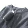 Suéter Cardigan de Punto para Mujer Otoño 2026 Cuello Redondo Suéter Corto de Lana Chaqueta para Mujer Venta al por Mayor Exportación