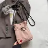 Bolsa Cruzada de Hombro de Celebridad de Internet Bolsa Pequeña con Cordón 2025 Moda de Nicho Ligera Mini Bolsa para Teléfono Móvil de Nylon para Mujer