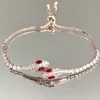 "Rosa Espelho" Pulseira de Zircônia Vermelha Super Brilhante Nova Alta Costura Fashion Versátil Cobra Vermelha Joia de Ano Novo