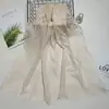 Lenço de Seda com Renda Vazada de Cor Sólida, Xale para Interior, Lenço Fino, Lenço de Gaze com Franjas Feminino, Lenço para Cabeça