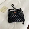 Bolsa Transversal Grande Capacidade com Bolinhas Artísticas Pequena Fresca para o Dia a Dia Feminina de Ombro Único Sob o Braço Bolsa de Mão Fashion de Alta Qualidade