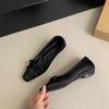 Sapatos Franceses Suaves com Decote Baixo Sapatos de Festa para Mulheres 2025 Outono Novo com Laço na Saia Sapatilhas de Ballet