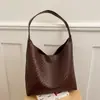 Bolso tote tejido estilo minimalista europeo y americano, diseño retro, alto atractivo estético, gran capacidad, adecuado para el trabajo y los desplazamientos, se puede llevar debajo del brazo