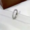 Anillo Delgado Apilable de Círculo Completo con Diamantes Abierto Ajustable para Mujer Cobre Dorado Chapado Circonio Transfronterizo Lujo Ligero Exquisito Anillo de Gama Alta