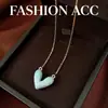 Collar con Colgante de Corazón con Goteo de Aceite de Dopamina Bañado en Oro Real, Cadena para Clavícula Versátil Sencilla y de Moda, Accesorio para el Cuello Elegante y Exquisito