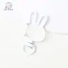 Hebilla de Primavera Pintada de Colores Llavero de Conejito Giratorio Universal Color Caramelo Accesorios para Joyería DIY Aleación de Zinc