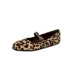 Sapatilhas Mary Jane retrô para tamanhos grandes, bico redondo, estampa de leopardo, com uma única tira, nova coleção primavera/outono 2026, sapatos baixos, sapatos de vovó