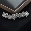 Brincos Geométricos Criativos, Simples e Compactos, Alfinetes de Roupa Femininos, Acessórios Atacado, Broches, Boutonnières de Terno com Cravação de Diamantes de Nicho