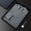 Novo suéter de cashmere jacquard de corpo inteiro com gola semimédia para outono e inverno para homens, suéter de cashmere tricotado grosso, suéter básico para cavalheiro de negócios