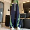 Calça Cargo Nicho Estilo Retrô Americano para Mulheres, Outono Solta Estilo Bf Preguiçoso com Três Listras Calça de Moletom Casual Esportiva