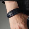 Nueva pulsera de cuero multicapa transfronteriza con diseño de calavera punk, moderna y con estampado de cuerda de cuero para hombre.