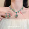 [País de las Hadas de los Campos Verdes] Collar con borla de mariposa de cristal verde estilo bosque para mujer, cadena para la clavícula fresca y chic, collar dulce y fresco para chica popular