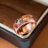 Radiante e Colorido, Brincadeira Romântica de Verão e Vitalidade, com Zircônia Colorida e Vários Elementos Geométricos Combinados com um Anel de Diamante Colorido