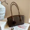 Bolsa Feminina Estampa de Leopardo Vintage 2026 Nova Tendência de Outono Nicho Luxo Leve Alto Padrão Bolsa de Ombro Sob o Braço