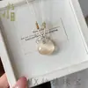 Colgante de Piedra Ojo de Gato con Cierre de Paz para Mujer, Collar de Calcedonia con Cierre Ruyi Multicolor, Nuevos Accesorios de Estilo Chino Nacional, Suministro Mayorista para Transmisión en Vivo