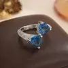Estilo Lujo Ligero Europeo y Americano Transfronterizo, Exquisito Anillo de Diamante Triangular, Anillo Abierto de Gama Alta, Anillo Elegante Vintage