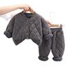 Traje Quente de Inverno para Bebê 2025 Roupas Infantis para Meninos e Meninas, Roupas de Casa Estilosas com Forro de Fleece e Espessadas, Conjunto de Duas Peças para Usar por Cima