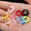 Brincos de Resina para Piercing de Orelha para Homens e Mulheres, Novos Brincos de Argola Coloridos da Moda, Brincos Versáteis Estilo Coreano para Estudantes