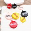 Accesorios de joyería personalizados DIY aleación de oro K colgante pequeño accesorios colgantes para pulsera tapa de botella de cola colgante