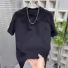 Nova marca moderna com relevo estampa de letras de verão gola redonda manga curta masculina moderna luxo leve casual slim-fit versátil camiseta