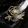 Broche de Acero Inoxidable con Corte de Metal de Diseño de Alta Gama Flor de Rosa Clavel Exquisito Corsage Accesorios para Ropa
