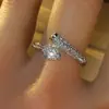 Anillos para Mujer Transfronterizos al por Mayor del Fabricante, Anillos de Joyería de Moda Tendencia, Anillos de Moda con Circonita Microincrustada de Venta Caliente para Celebridades de Internet