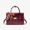 Bolso de Mujer 2026 Otoño e Invierno Nuevo Bolso Cruzado para Mamás de Mediana Edad, Retro Trendy Ligero Versátil Bolso de Hombro de Gama Alta