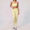 Conjunto de roupa de yoga novo personalizado com bolinhas, alças duplas nos ombros, design de peça dupla falsa, leggings com bolso esportivo, conjunto para corrida e fitness