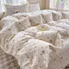 2026 Nuevo Estilo Algodón Puro Borde de Encaje Cubre Cama de Algodón Puro Juego de Colcha de Cuatro Piezas