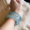 Pulsera Wholesale de Jade Cuarcita Color Azul Hielo Pulsera Plana Color Esmeralda para Mujer Tira Delgada Azul Cielo Aspecto Adelgazante