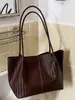 Bolso de mujer transfronterizo con un toque de alta gama, tendencia nueva primavera-verano 2026, súper popular, de gran capacidad, moderno bolso de hombro y axila tipo tote