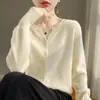 Estilo de Outono 2026 para o Dia a Dia Novo Cardigan de Lã Tricotado com Gola V Pequena Suéter Curto Feminino Casaco de Manga Longa