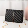 Bolsa de sobre popular transfronteriza Yangshulin Woc, bolsa cuadrada pequeña de cuero genuino, moderna, versátil, de un solo hombro, cruzada, con cadena de cuadrícula V, para mujer