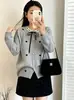 Abrigo suéter juvenil y dulce para mujer de talla grande, otoño e invierno 2026, para damas de talla grande, cárdigan de punto con corazón bordado