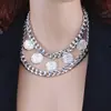 Nuevo Producto Transfronterizo Europeo y Americano, Collar de Cadena Gruesa con Retrato de Reina en Relieve de Doble Capa Personalizado para Mujer, Accesorio Simple y Versátil