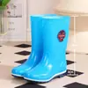 Botas de lluvia de caña alta, media y gruesa para mujer, talla de adulto, con forro de felpa, botas de lluvia de moda para verano, botas de lluvia antideslizantes, zapatos impermeables