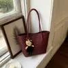 Bolso retro 2026 otoño/invierno para mujer, bolso tote tejido, transfronterizo, gran capacidad, bolso de hombro, bolso de axila, bolso de mano