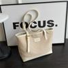 Bolsas de Palha para Mulheres 2026 Novo Estilo Tendência Bolsa Tote de Grande Capacidade Versátil Bolsa de Ombro de Outono para Aula e Trabalho