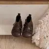 Botas de Cano Curto Infantis para Meninas Estilo Coreano Retrô Patchwork com Laço Modelo Novo Outono/Inverno 2025