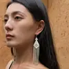 Aretes Hechos a Mano con Diseño de Casa Pequeña Negra, Estilo Étnico Aretes Exagerados Étnicos Liangshan Yi