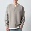 Sudadera de capa de aire de alta calidad Momaik para hombre para ir al trabajo Estilo nuevo de otoño 2026 Sudadera de dos piezas falsas para hombre 55908