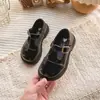 Sapatos de Couro para Meninas 2026 Primavera e Outono Novos Sapatos Infantis Sapatos de Princesa para Menininhas Sola Macia Mocassins de Estudante Sapatos Únicos da Moda